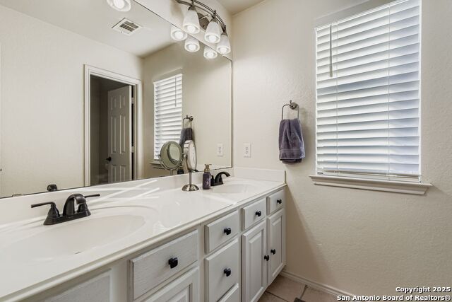 Listing photo id 20 for 34 Sable Hts