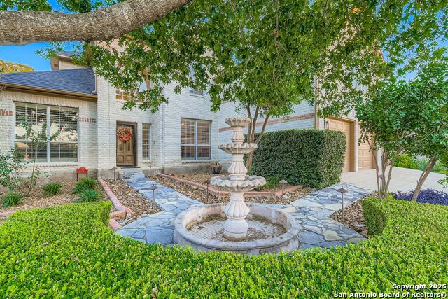 Listing photo id 1 for 34 Sable Hts