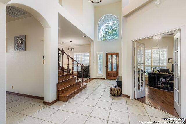 Listing photo id 3 for 34 Sable Hts