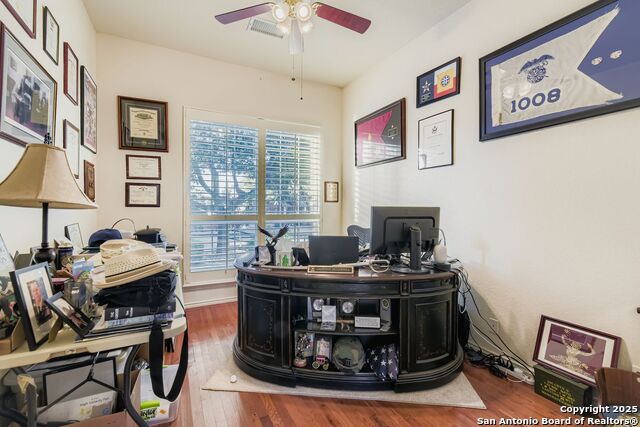 Listing photo id 6 for 34 Sable Hts