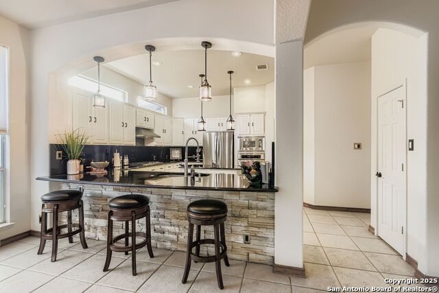 Listing photo id 7 for 34 Sable Hts