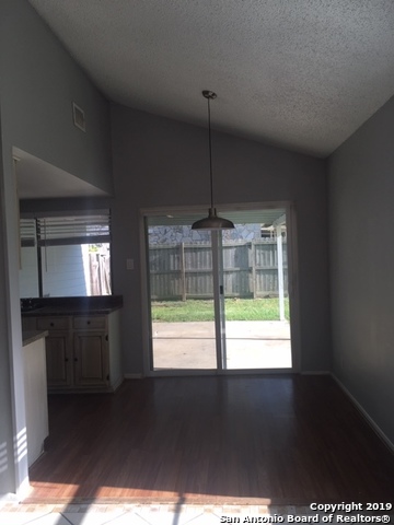 Image 11 of 62 For 9567 Millers Ridge