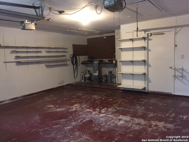 Image 24 of 62 For 9567 Millers Ridge