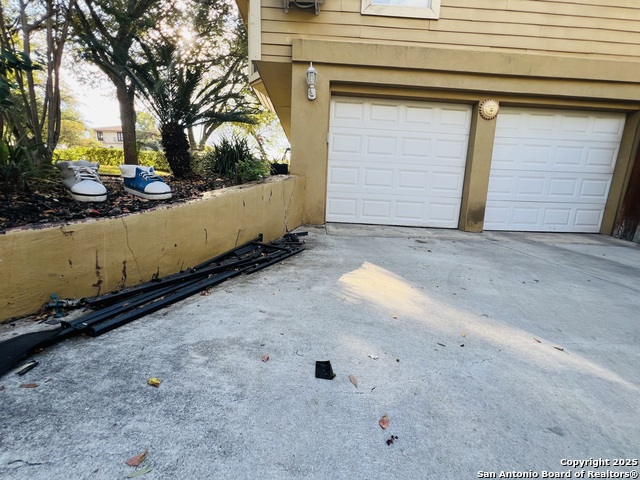 Image 13 of 38 For 3407 Kashmuir