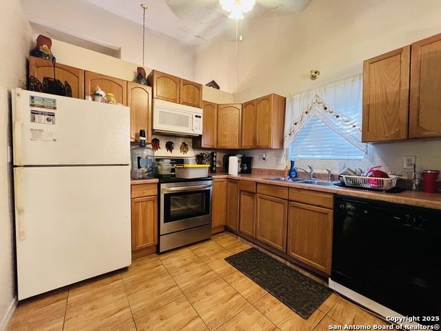 Image 27 of 38 For 3407 Kashmuir