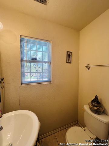 Image 38 of 38 For 3407 Kashmuir