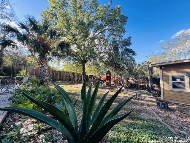 Image 8 of 38 For 3407 Kashmuir