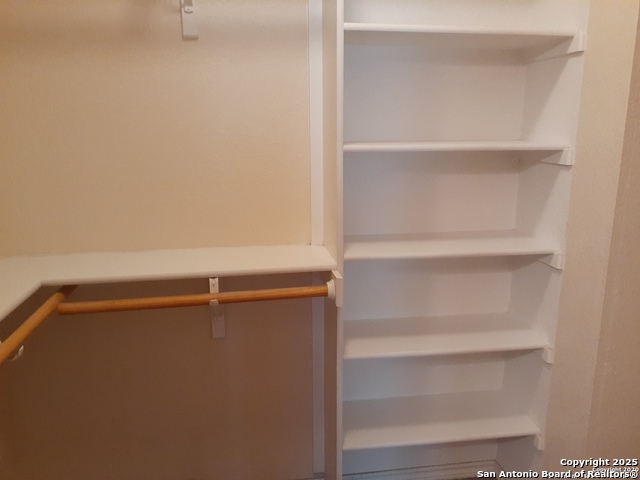 Image 11 of 15 For 426 Cantrell