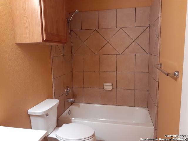 Image 9 of 15 For 426 Cantrell