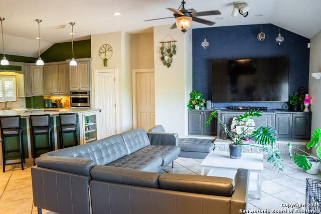 Image 10 of 18 For 102 Sage  