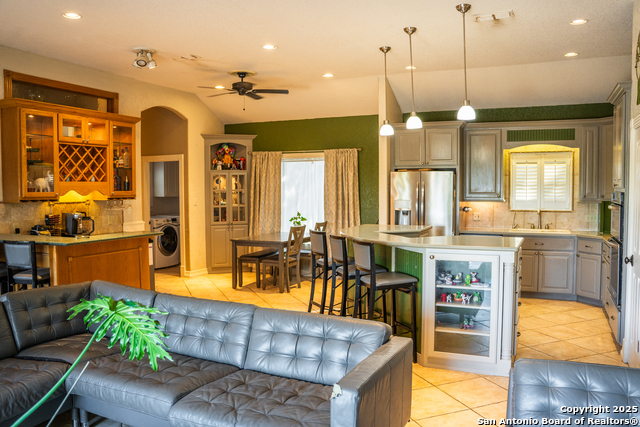 Image 8 of 18 For 102 Sage  