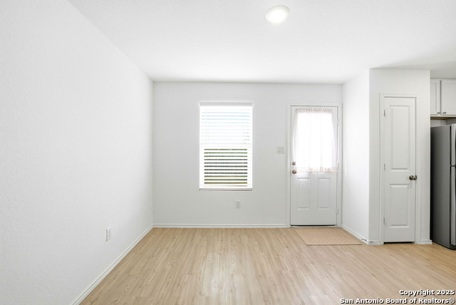 Image 20 of 39 For 124 Wood Moss