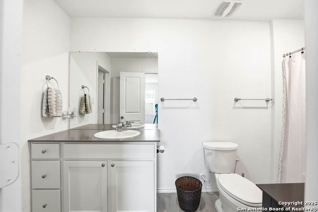 Image 32 of 39 For 124 Wood Moss