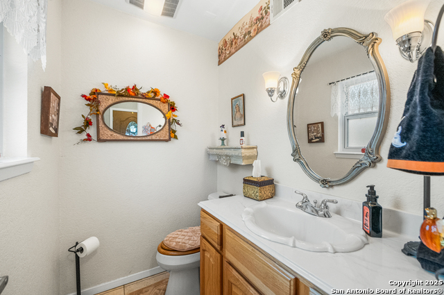 Image 5 of 45 For 619 Strings  619