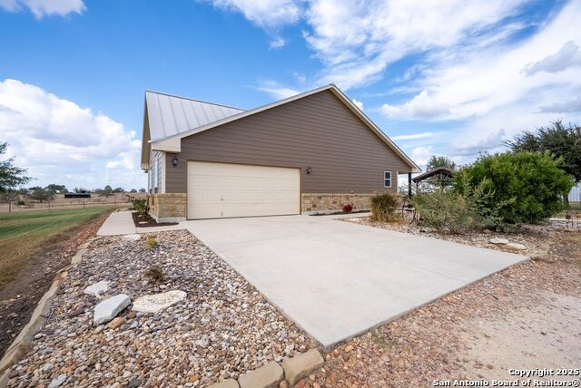 Image 29 of 109 For 14033 Fm 775