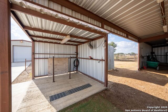 Image 46 of 109 For 14033 Fm 775