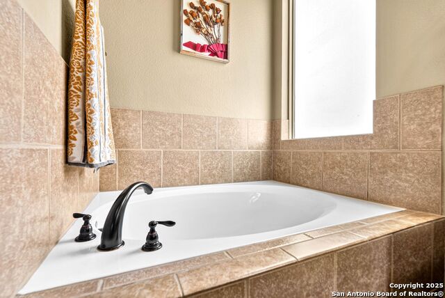 Image 21 of 109 For 14033 Fm 775