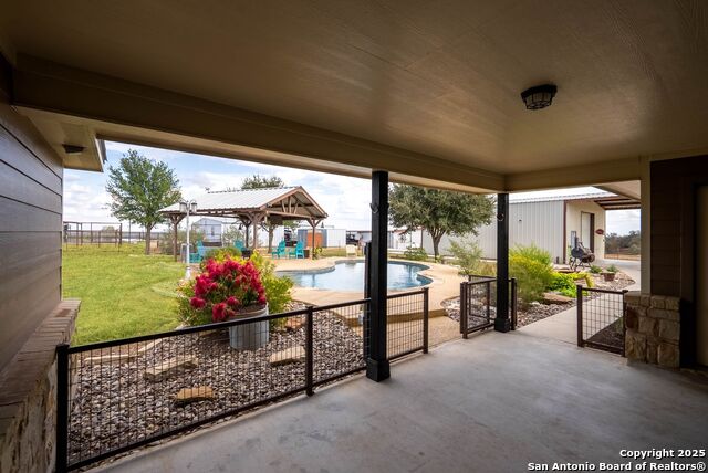 Image 32 of 109 For 14033 Fm 775