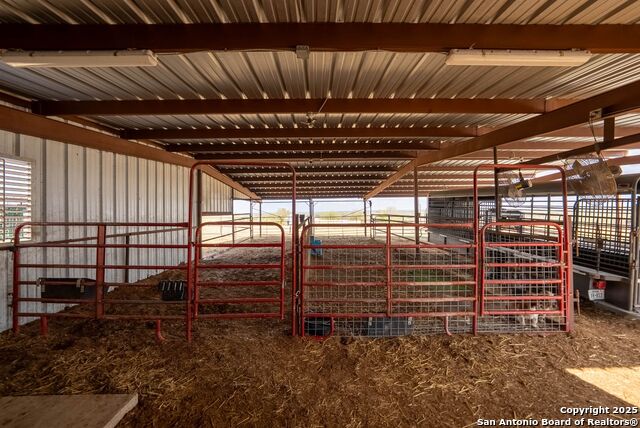 Image 47 of 109 For 14033 Fm 775