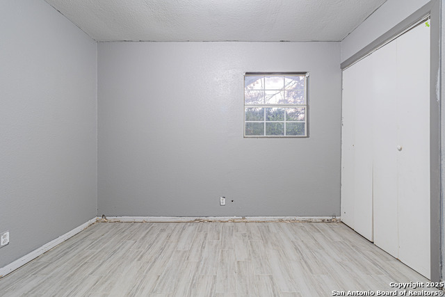 Image 13 of 27 For 5714 Windyhill