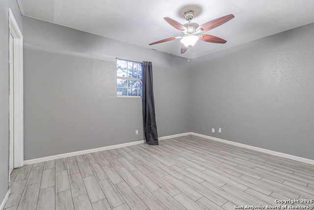 Image 19 of 27 For 5714 Windyhill