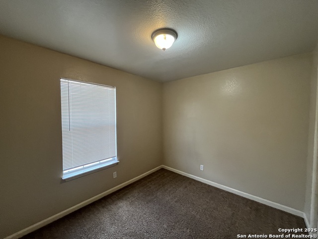 Image 21 of 28 For 5202 Fountain Lake