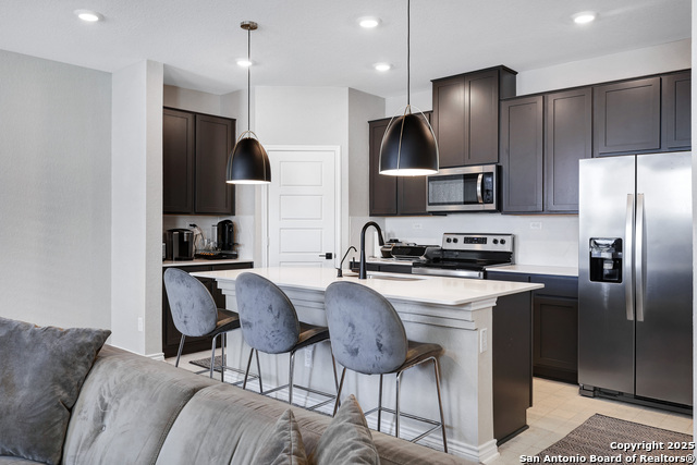 Image 11 of 28 For 4910 Ocean Wave