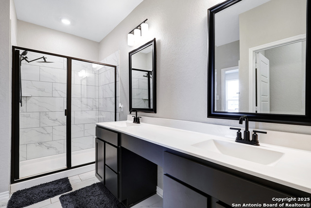 Image 17 of 28 For 4910 Ocean Wave