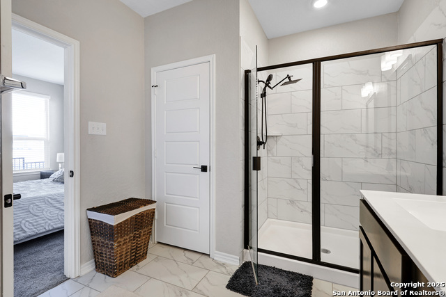 Image 18 of 28 For 4910 Ocean Wave