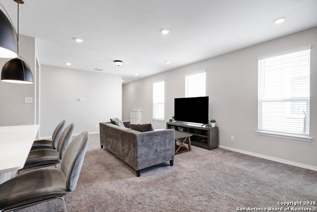 Image 8 of 28 For 4910 Ocean Wave