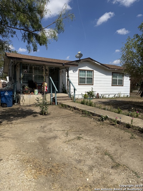 Details for 186 Ave G , Poteet, TX 78065