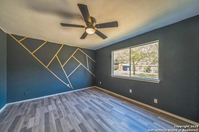 Image 19 of 21 For 3501 Ridge Knoll