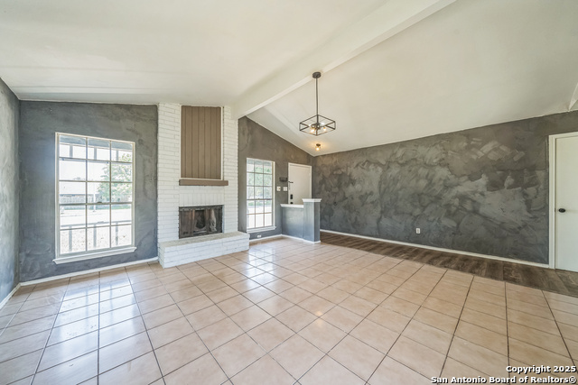 Image 4 of 21 For 3501 Ridge Knoll