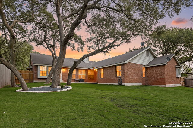 Image 2 of 50 For 15743 Dawn Crest