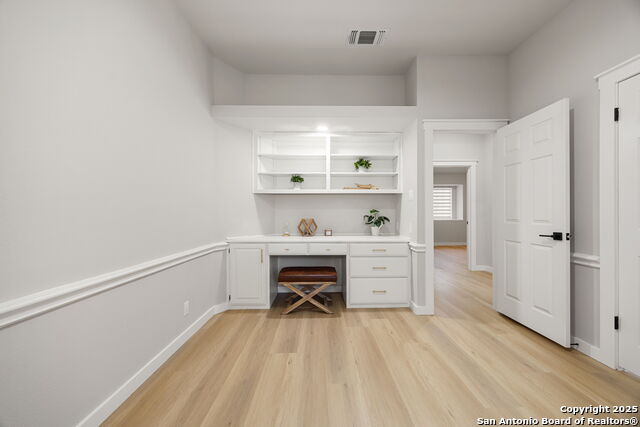 Image 22 of 50 For 15743 Dawn Crest