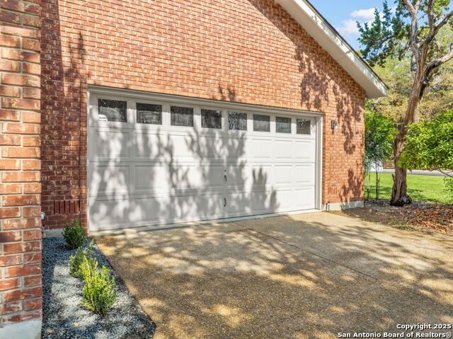 Image 44 of 50 For 15743 Dawn Crest