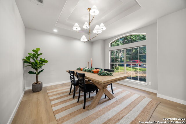 Image 8 of 50 For 15743 Dawn Crest