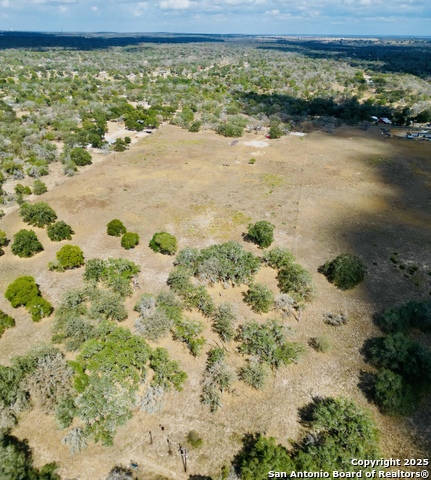 Image 10 of 13 For 201 Mariposa Ln