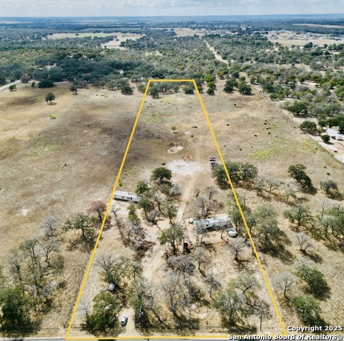 Image 12 of 13 For 201 Mariposa Ln