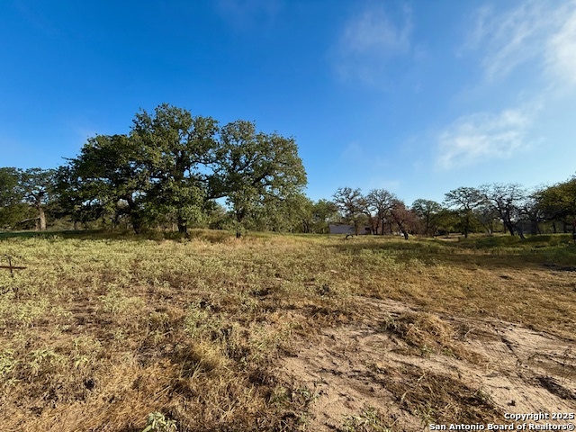 Image 7 of 13 For 201 Mariposa Ln