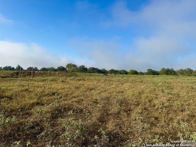 Image 9 of 13 For 201 Mariposa Ln