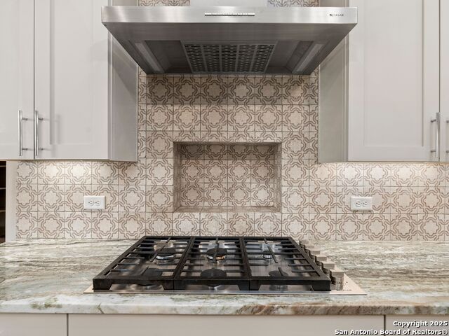 Image 15 of 47 For 8822 Falcon Pl