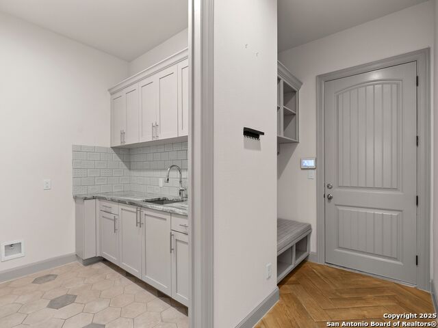 Image 22 of 47 For 8822 Falcon Pl