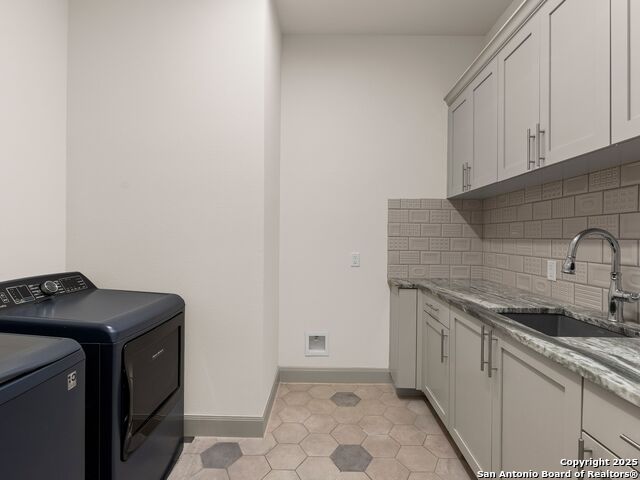 Image 23 of 47 For 8822 Falcon Pl