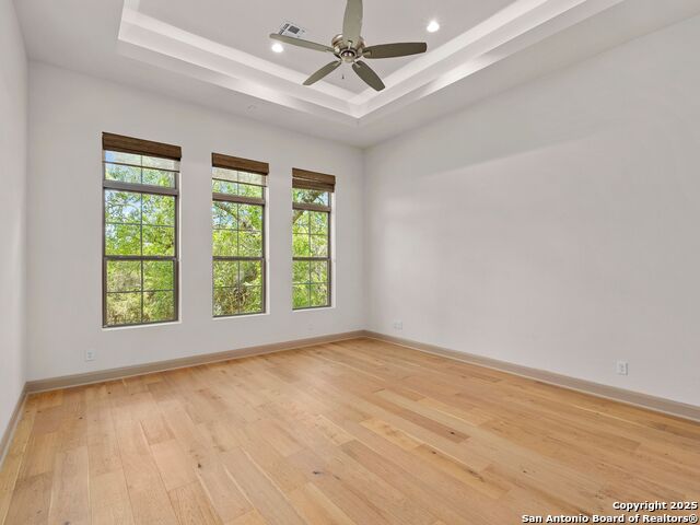 Image 24 of 47 For 8822 Falcon Pl