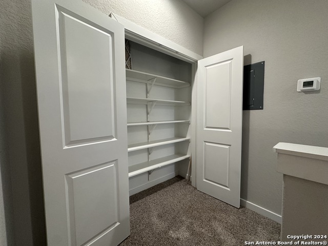 Listing photo id 10 for 13326 Rowdy Cove  102