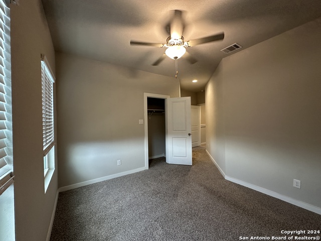 Listing photo id 12 for 13326 Rowdy Cove  102
