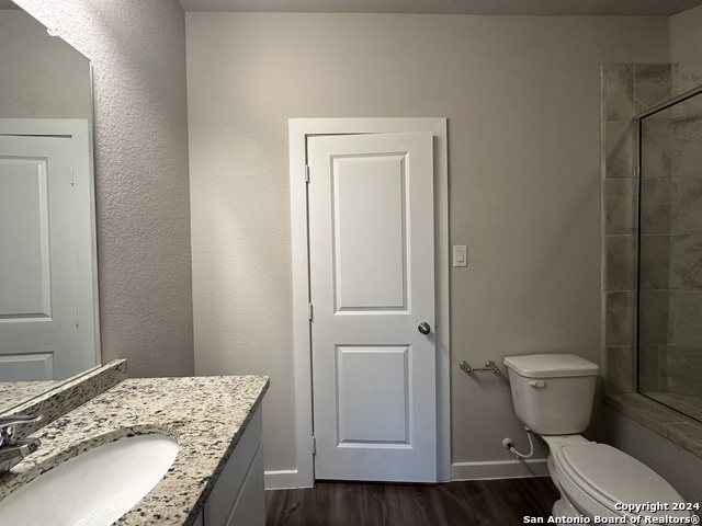 Listing photo id 16 for 13326 Rowdy Cove  102