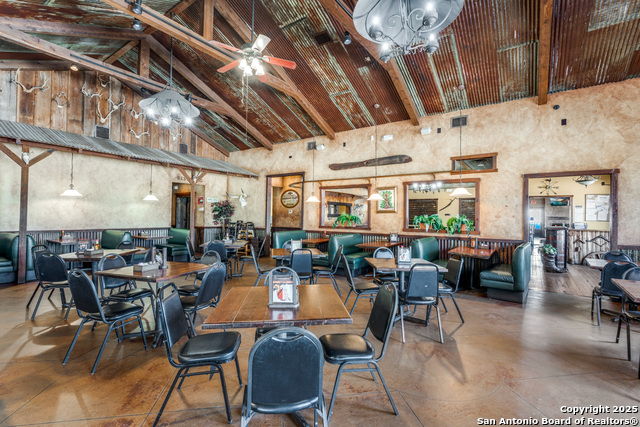 Listing photo id 12 for 11985 Us Highway 87 W