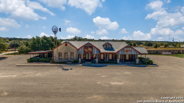 Listing photo id 14 for 11985 Us Highway 87 W